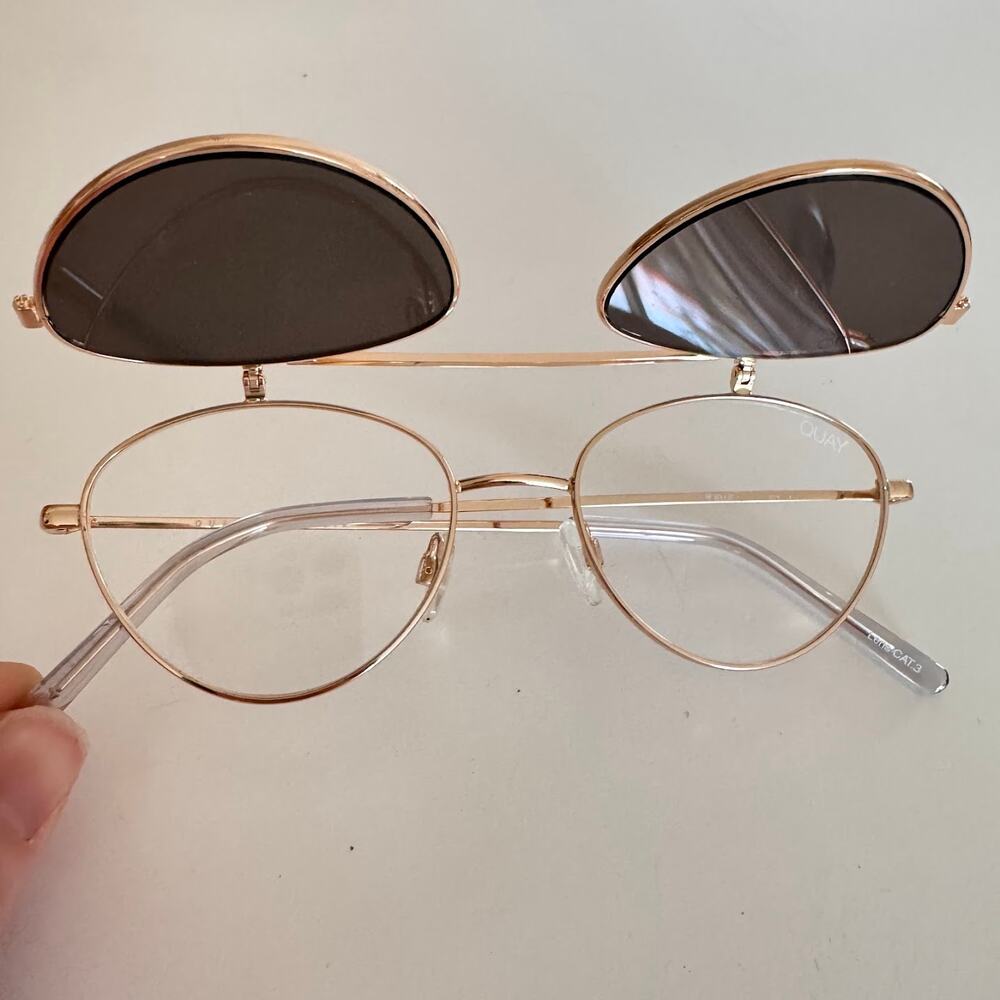 Quay Australia ELLE Mirrored Flip Up Sunglasses - Picture 6 of 7